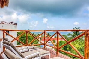 Property grounds - Steps to Beach, Rooftop Spa Tub, Bikes, Pool (Puerto Morelos)