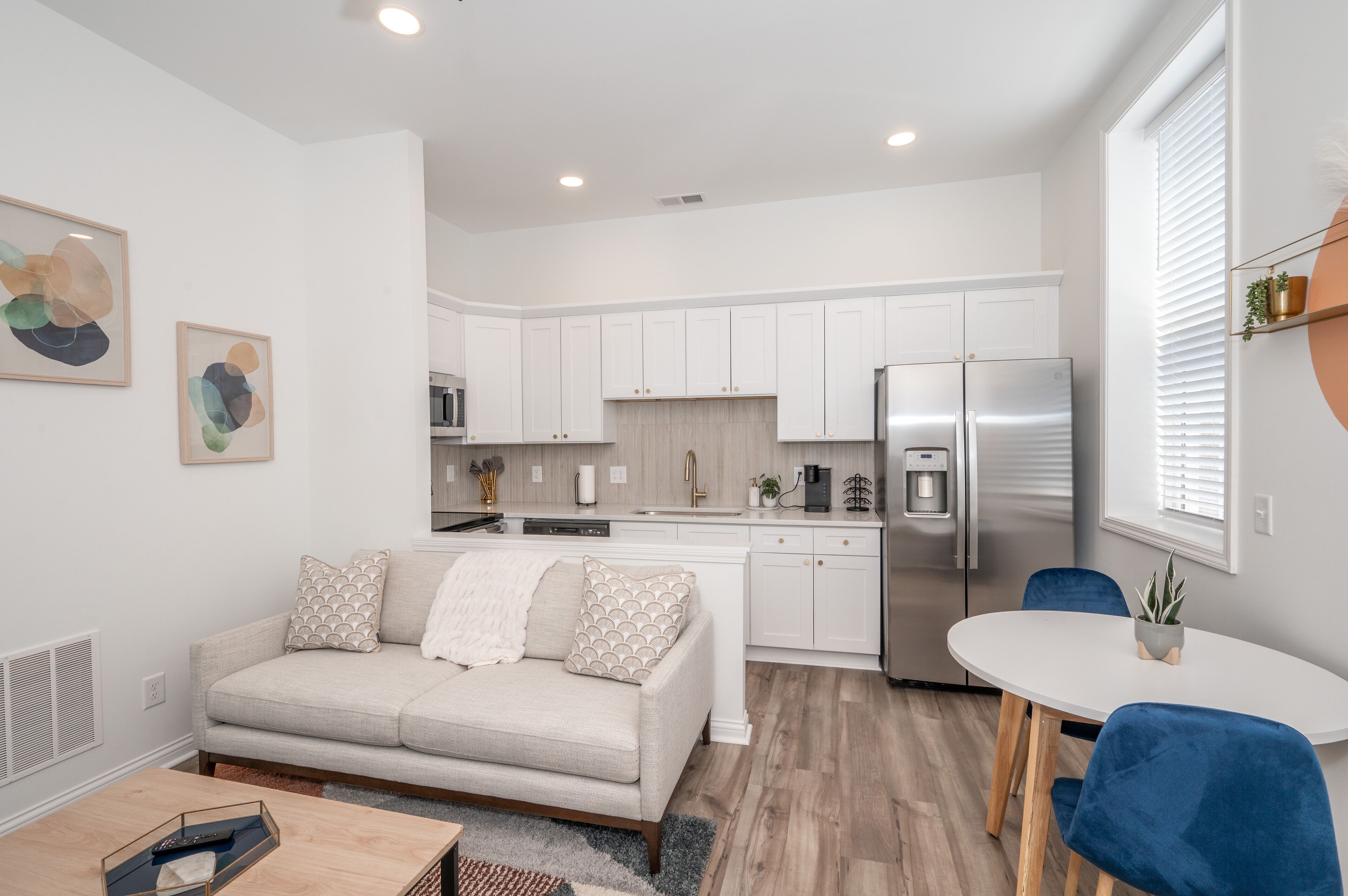 Covington Charm 202 | Minutes from DT Cinci!