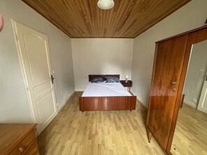 2 chambres, Wi-Fi gratuit, draps fournis