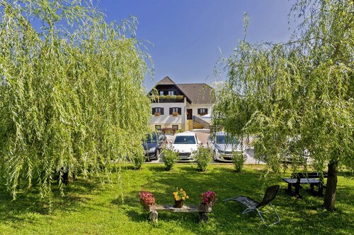 Haus Anna in Rastovača - Plitvicer Seen / Haus Anna in Rastovača - Appartement für 2 Personen AP1