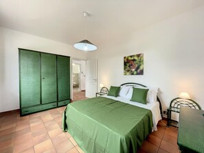 House | 2 bedrooms - Sal003 in Pescoluse With 2 Bedrooms and 2 Bathrooms (Salve)