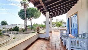 House | 2 bedrooms - Sal003 in Pescoluse With 2 Bedrooms and 2 Bathrooms (Salve)