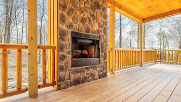 House (4 Bedrooms) | Property amenity