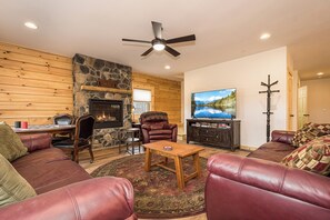 House (4 Bedrooms) | Kemudahan hartanah