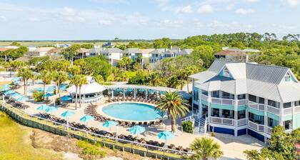 17 Fairway Club Dr