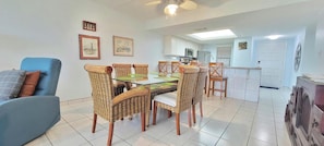 Condo, Multiple Beds, Balcony, Ocean View | Dining