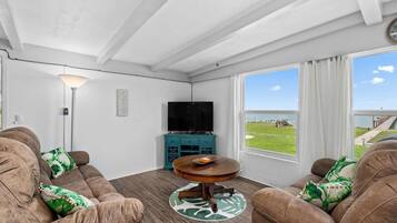 Casa (3 Bedrooms) | Servicio de la propiedad