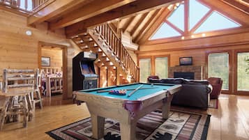 Studio (6 Bedrooms) | Front of property