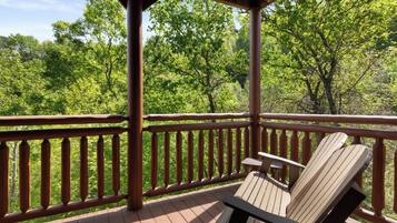 Studio (6 Bedrooms) | Property amenity