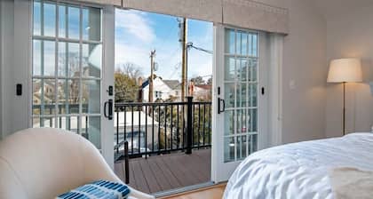 Historic Downtown St. Michaels Studio | Walk to Waterfront, Dining & Shops