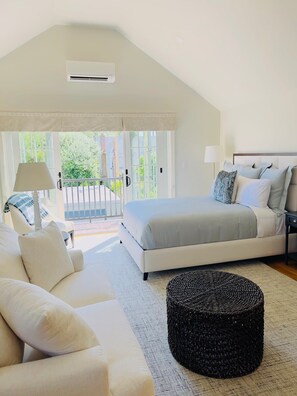 Televisión y oficina 