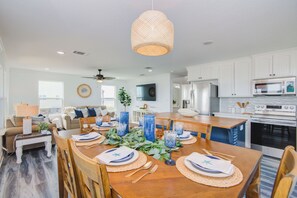 House (3 Bedrooms) | Property amenity