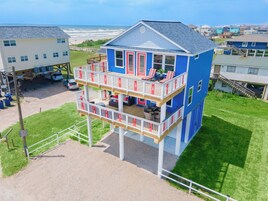 Fachada de la propiedad