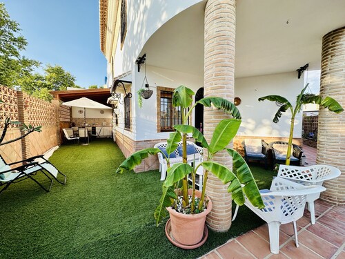 Chalet Ideal Para Familias, a 900m de la Playa !