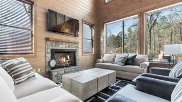 Studio (5 Bedrooms) | Property amenity