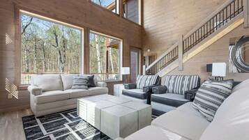 Studio (5 Bedrooms) | Property amenity