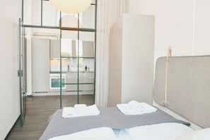 1 bedroom, iron/ironing board, WiFi, bed sheets - The Forest Atelier by Daniel & Jacob's (Kongens Lyngby)