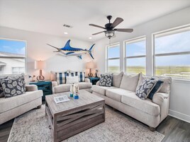 House (3 Bedrooms) | Property amenity