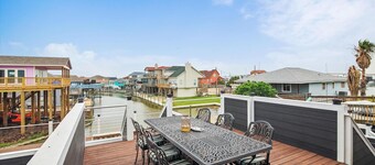 Blue Fin by Ryson Vacation Rentals