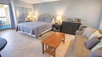 1 bedroom, individually decorated, individually furnished