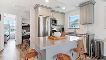 House (2 Bedrooms) | Property amenity