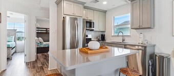 Peggy's Hideaway by Ryson Vacation Rentals