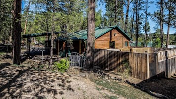 Studio (3 Bedrooms) | Ausstattung der Unterkunft