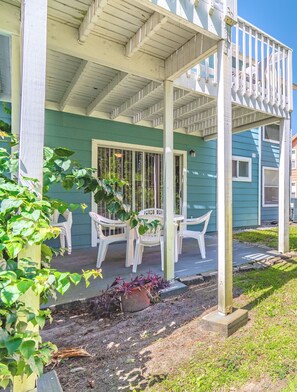 Deluxe Condo | Terrace/patio - Minutes To Mickey New. Pool. Near Disney (Kissimmee)