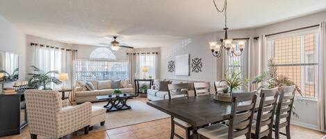 Deluxe Condo | 3 bedrooms, iron/ironing board, free WiFi, bed sheets