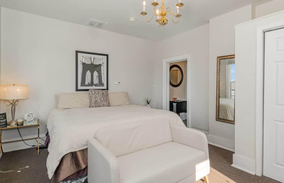 1 chambre, bureau, fer et planche à repasser, Wi-Fi