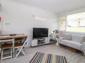 Cottage | Interior - Dolly's Lookout (Lowestoft)