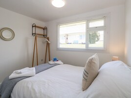 2 habitaciones, decoración personalizada y muebles diferentes
