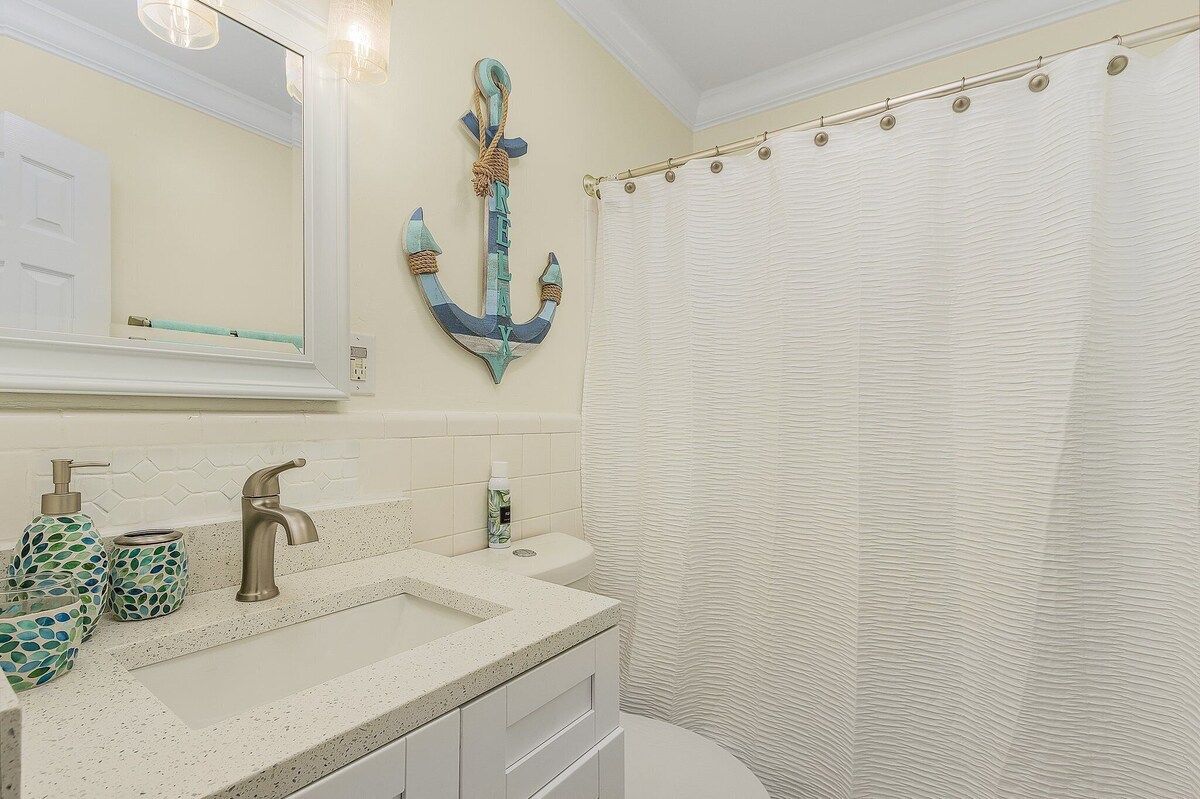 Photo 15 of Naples Lake Park 2 BDRM Condo,Super-Clean w/Patio