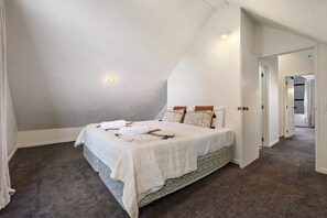 3 Schlafzimmer, Bügeleisen/Bügelbrett, WLAN, Bettwäsche