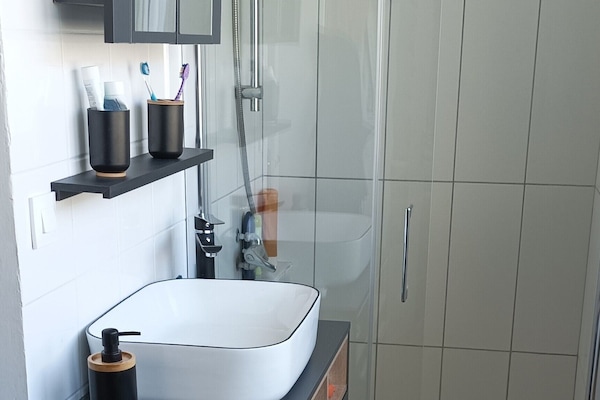 Dusche, Seife, Toilettenpapier