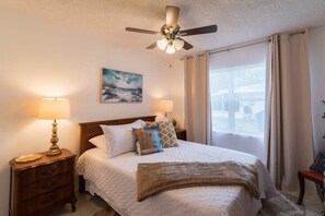 4 多间卧室、办公桌、熨斗/熨衣板、旅行婴儿床