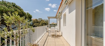 L'Hollywood Zen - One Bedroom Apartment, Sleeps 4