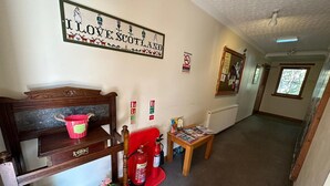 Unclassified image, 5 of 12, button - OYO Mackay'S Travel Lodge Hotel (Strathpeffer)