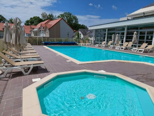 Innenpool, Außenpool