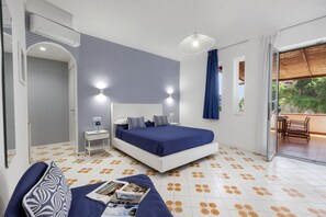 Deluxe-Doppelzimmer, 1 Schlafzimmer, Nichtraucher, Balkon | 1 Schlafzimmer, Bettwäsche aus ägyptischer Baumwolle