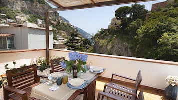 Doppia Deluxe, 1 camera da letto, non fumatori, balcone | Terrazza/patio