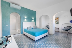 Apartment, 2 Bedrooms, Smoking, Terrace | 2 bedrooms, in-room safe, cribs/infant beds, bed sheets - Estate4home - Casa Gegé (Positano)