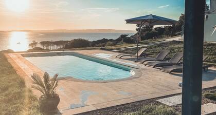 Villa Maestrale - Sardinia - sea view breathtaking sunsets from private pool