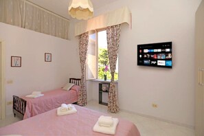 Apartment, 2 Bedrooms, Balcony, Garden View