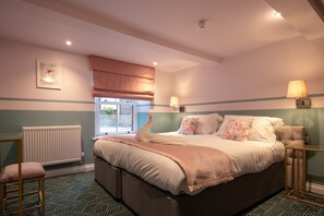 Cottage, Multiple Beds