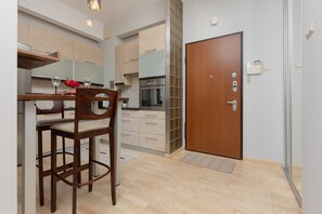 아파트, 침실 1개, 발코니 | 1 개의 침실, 침대 시트