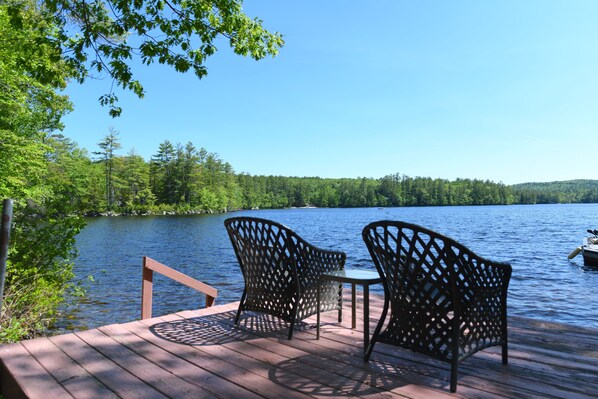Property grounds - PET FRIENDLY WATERFRONT HOME ON PEACEFUL STEARNS POND (Sweden)