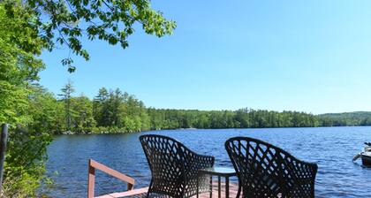 PET FRIENDLY WATERFRONT HOME ON PEACEFUL STEARNS POND