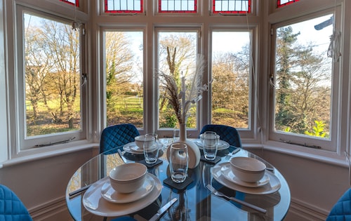 Cosy 2 Bed Flat close to City Centre