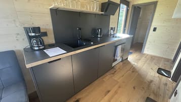 雪櫃、焗爐、爐具、洗碗機